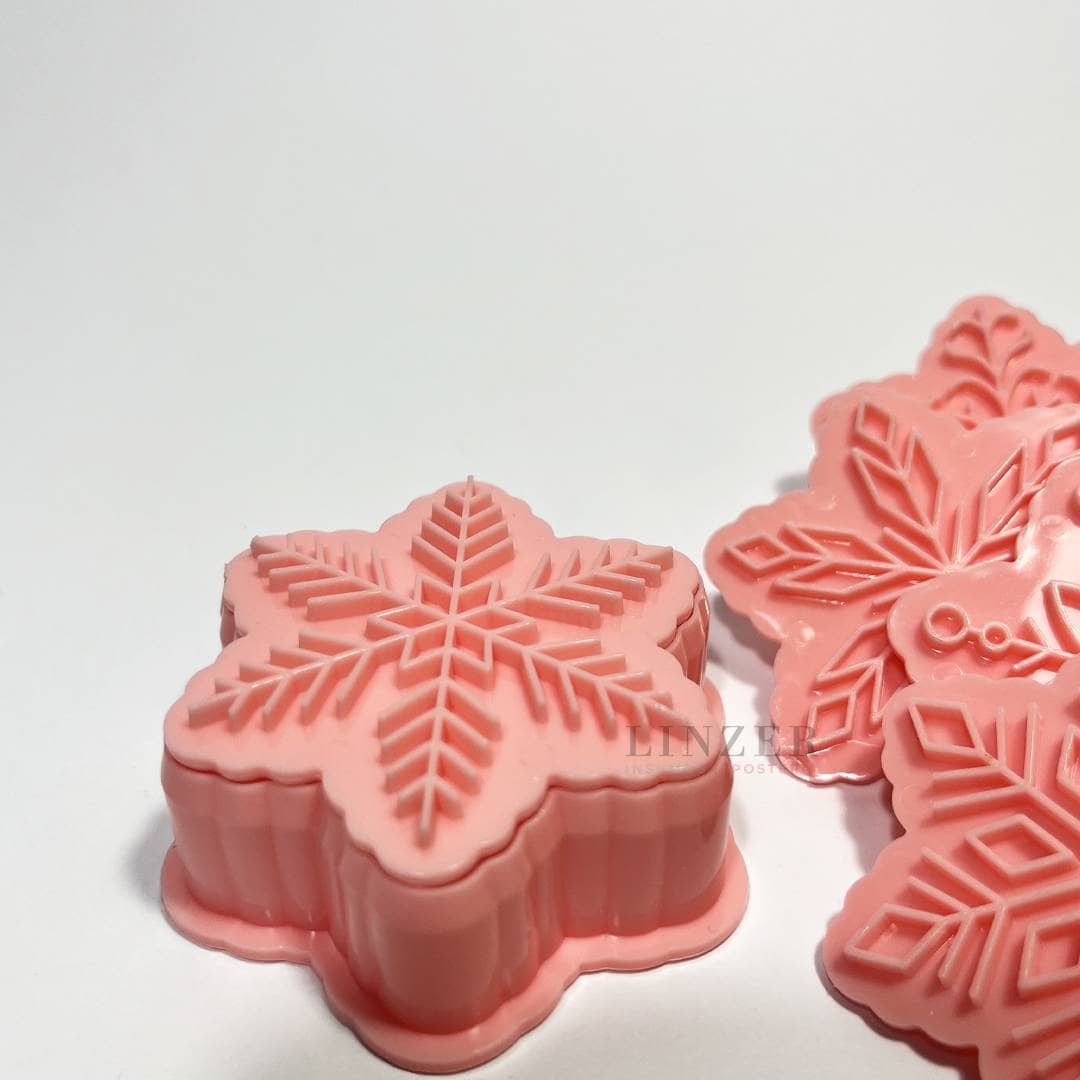Set 10 piezas: 1 Cortador + 9 sellos copos de nieve navideños - Linzer insumos reposteria