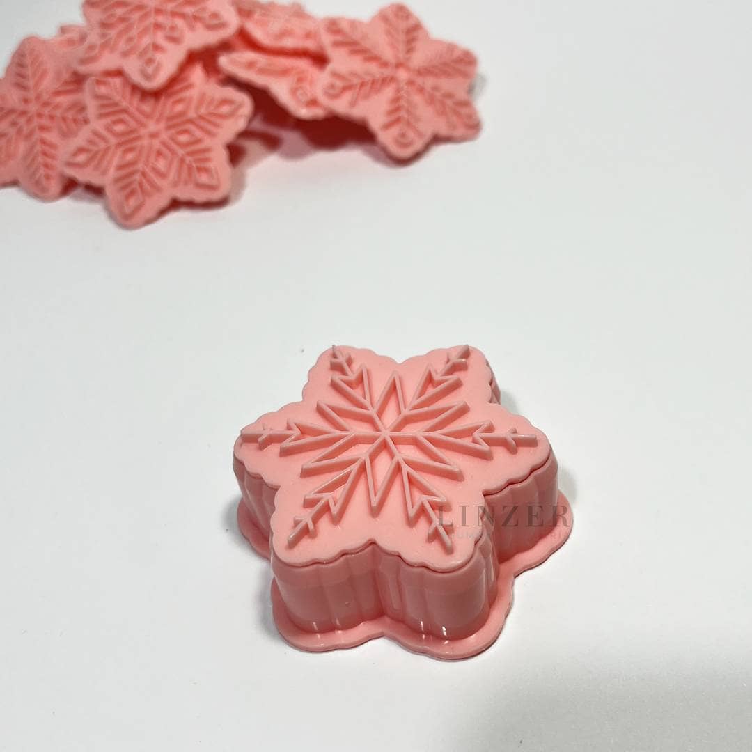 Set 10 piezas: 1 Cortador + 9 sellos copos de nieve navideños - Linzer insumos reposteria