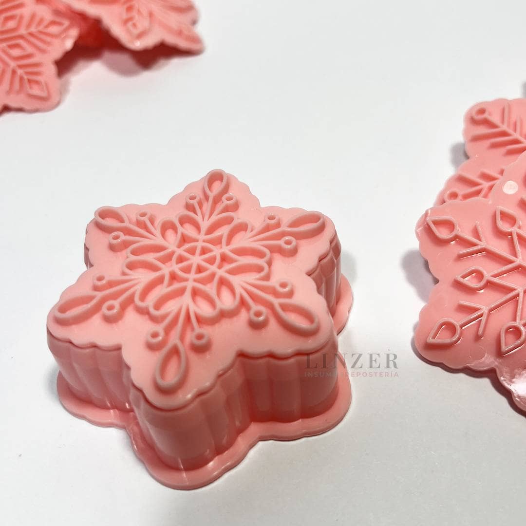 Set 10 piezas: 1 Cortador + 9 sellos copos de nieve navideños - Linzer insumos reposteria