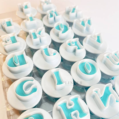 Set de 26 Cortadores de Letras con Expulsor - Linzer insumos reposteria 